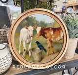 8" Round Unexpected Guest Art